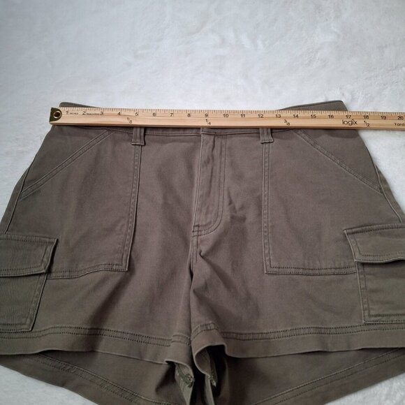 Hollister Ultra High Rise Mom Shorts 3 Sz 15 W 32 Cargo Stretchy Outdoor Neutral - Picture 10 of 14